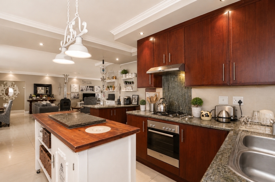 4 Bedroom Property for Sale in Yzerfontein Western Cape